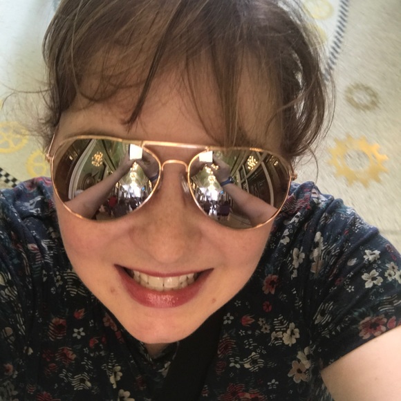 Posh Ambassador - Becky - Picture 4 of 4